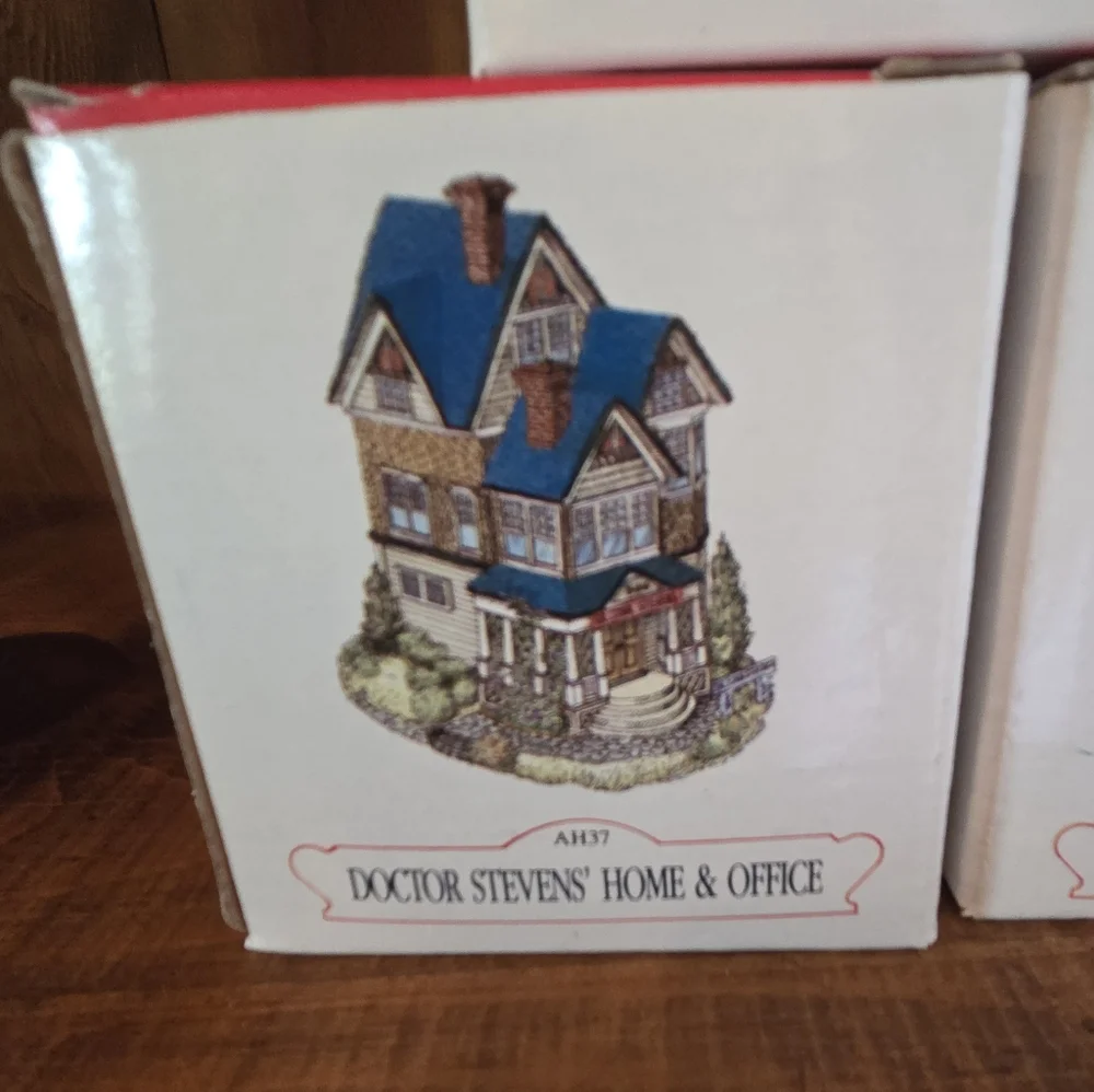 Liberty Falls Mini Houses Village Town Bundle of 5 Church Bank Feed Store Doctor